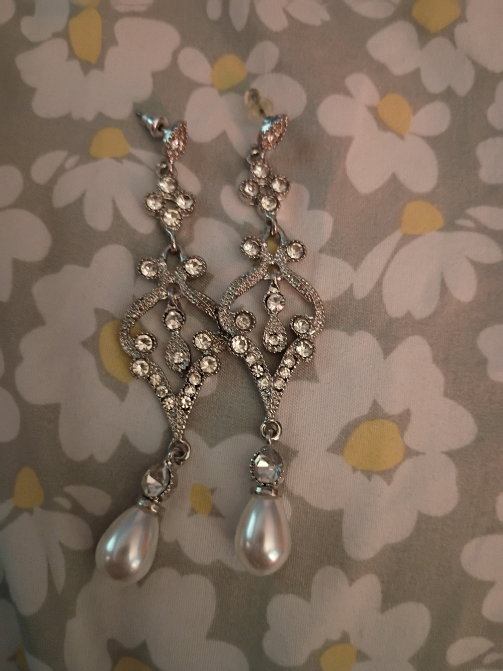 Elegant Silver-Tone Crystal & Pearl Drop Earrings, Costume Jewelry , Worn Once